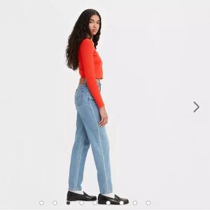 Levi’s Premium 80’s Mom Jeans - Medium Indigo